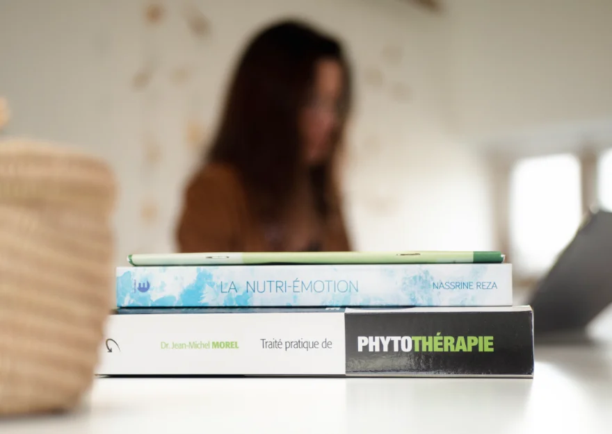 Alilenat fusionne phytothérapie et nutrition émotionnelle pour un équilibre parfait à Grésy-sur-Aix.